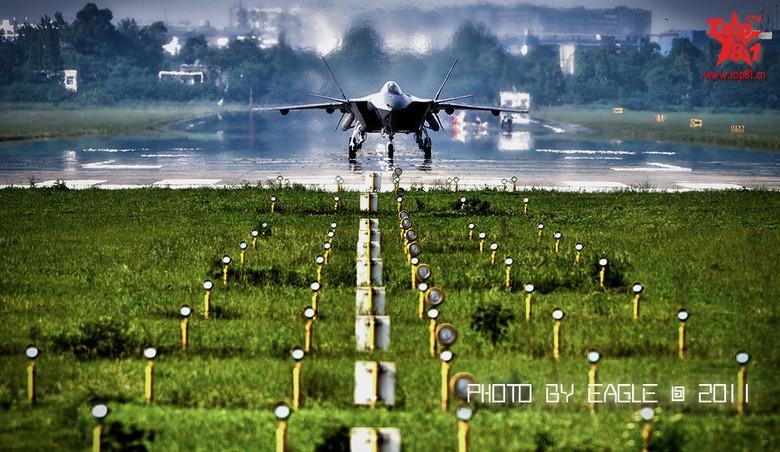 年終盤點(diǎn):中國(guó)十大軍事事件